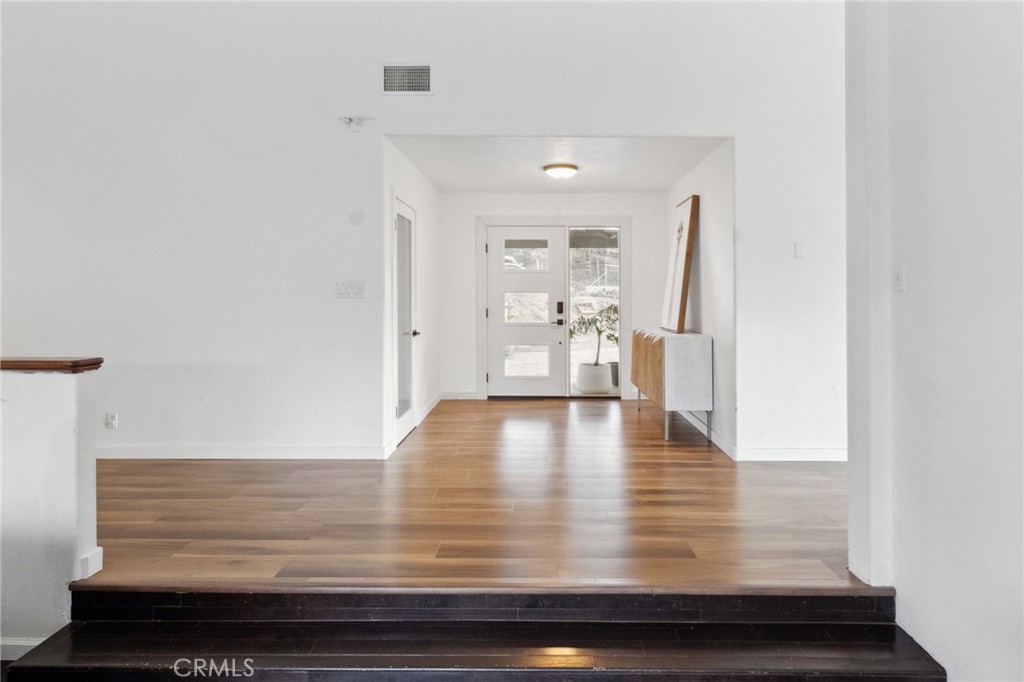 44310 Calle Bernardo