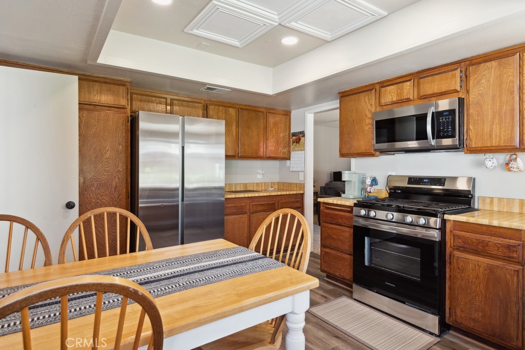 30085 La Primavera Street