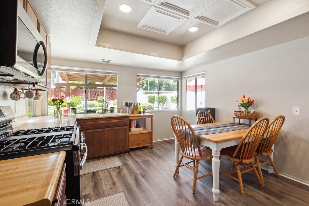 30085 La Primavera Street