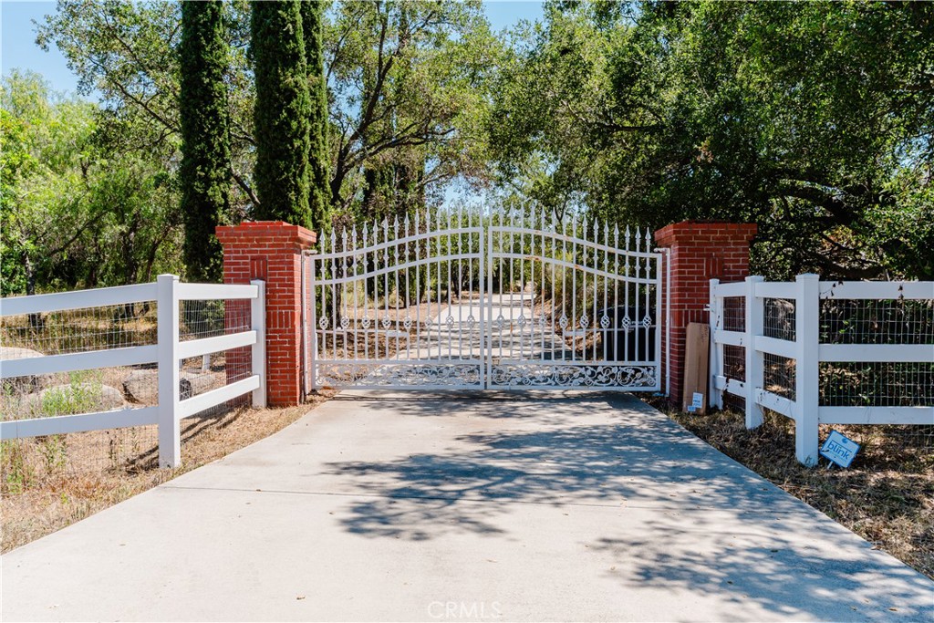 19605 CARANCHO ROAD