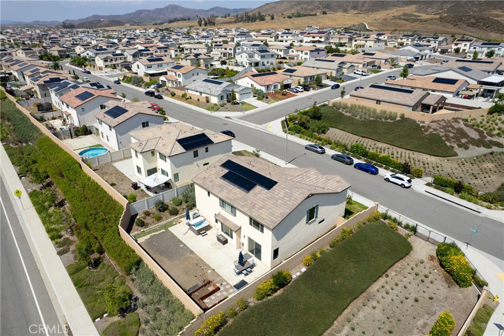 35727 Domaine Street