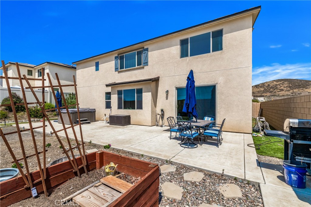 35727 Domaine Street