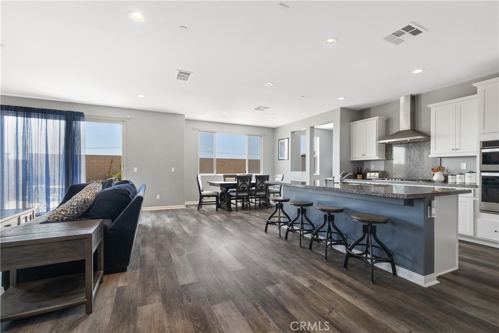 35727 Domaine Street