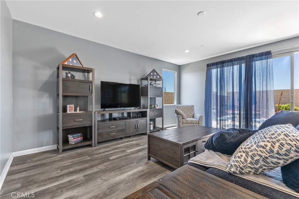 35727 Domaine Street