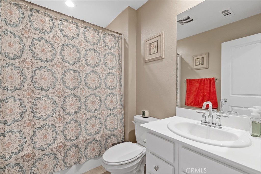 35727 Domaine Street