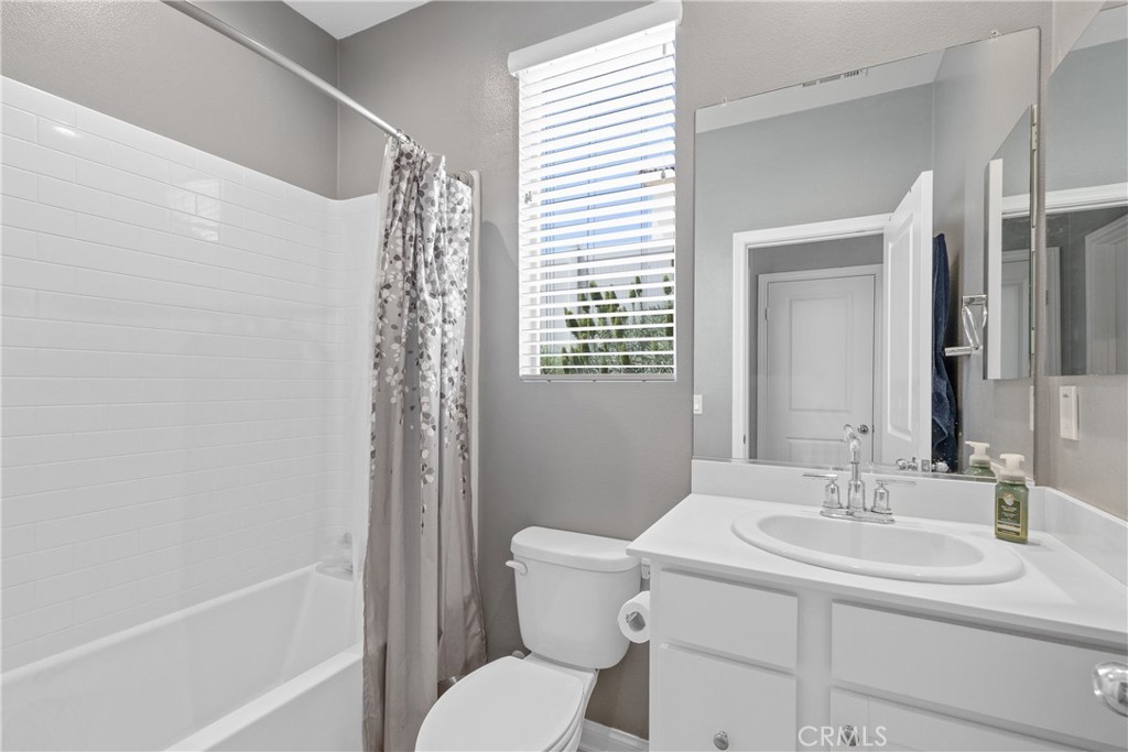 35727 Domaine Street