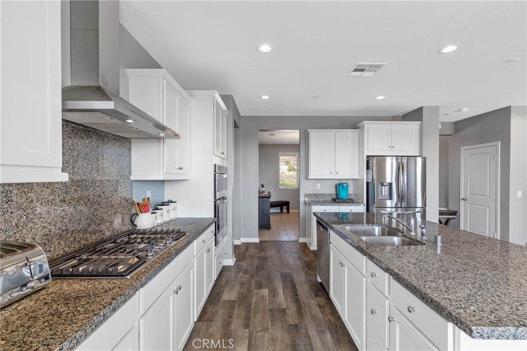 35727 Domaine Street