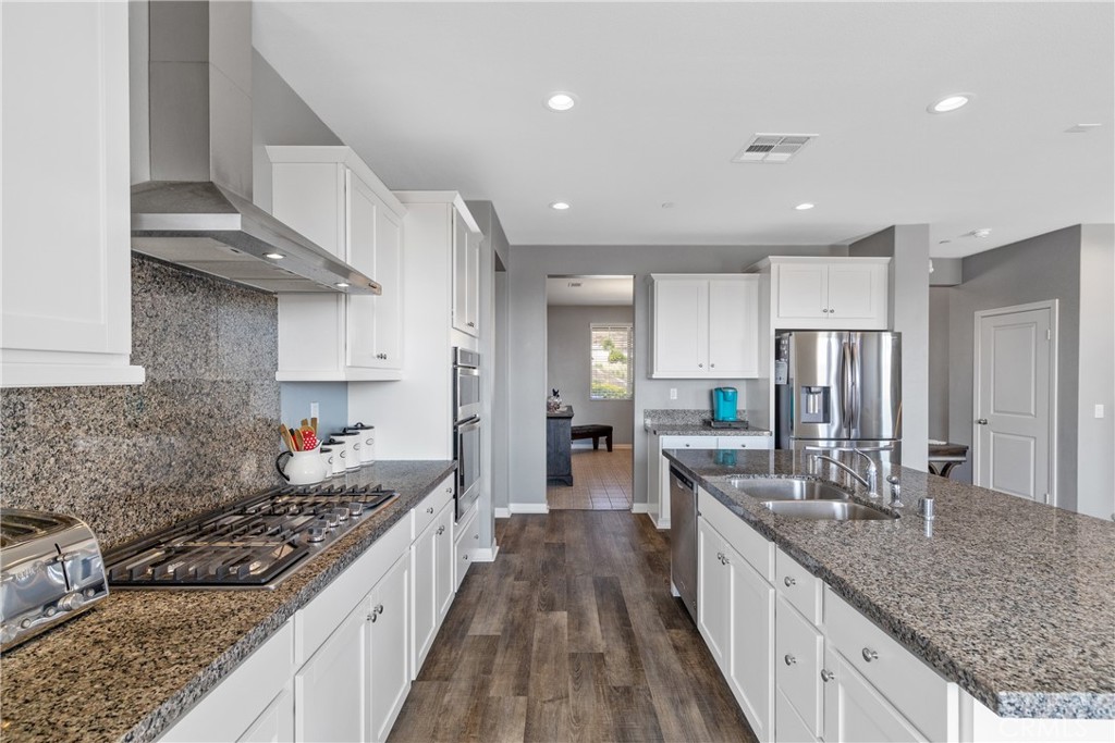 35727 Domaine Street