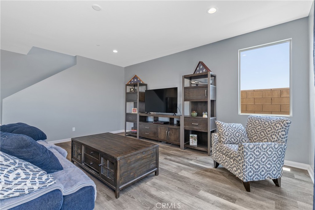 35727 Domaine Street