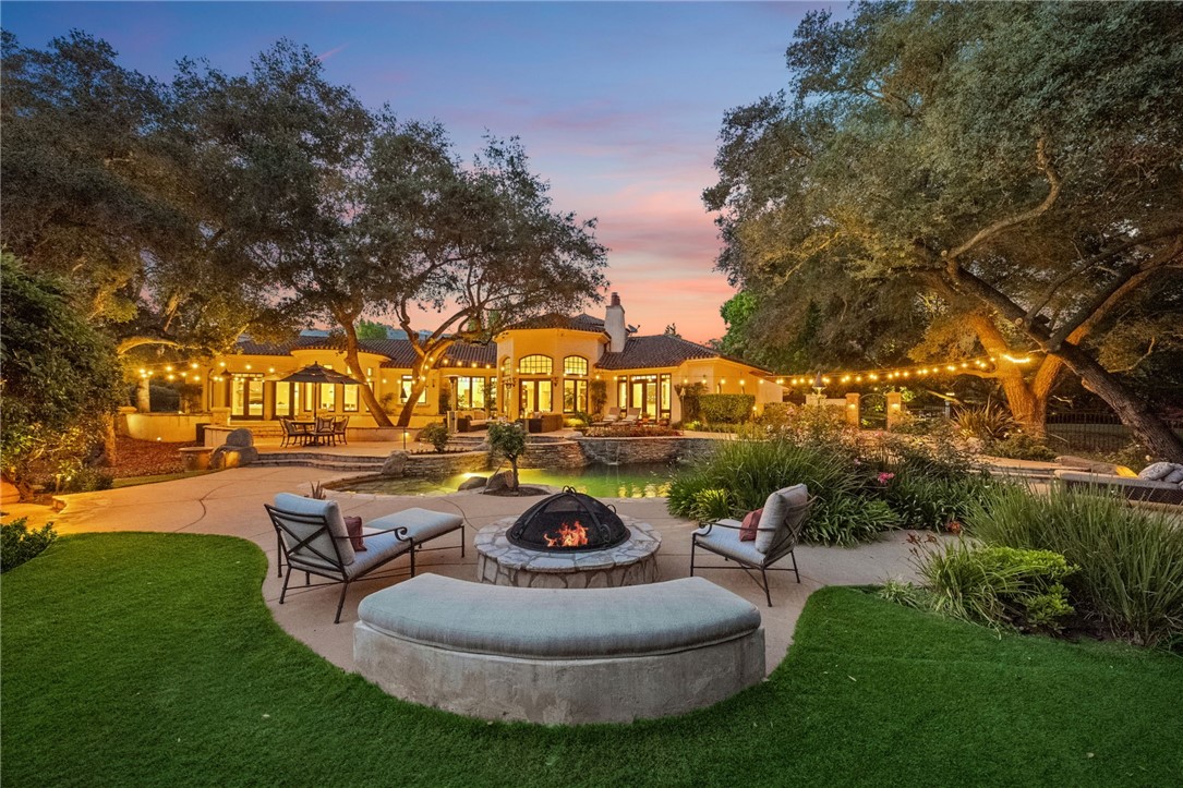 45195 Oak Manor Court