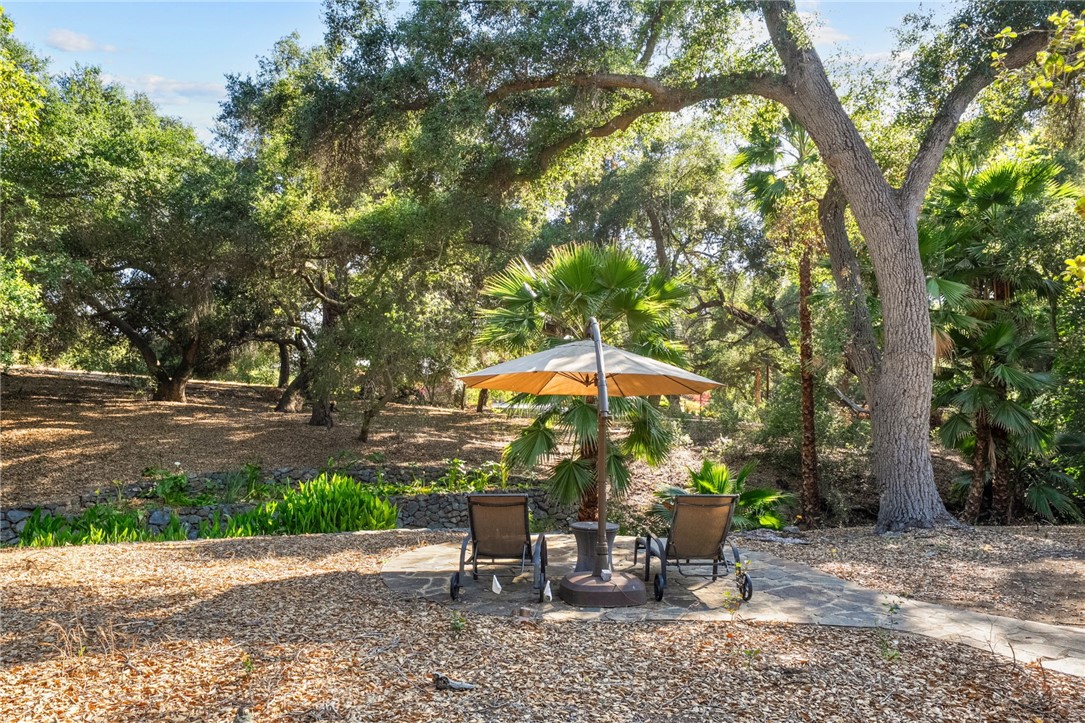 45195 Oak Manor Court