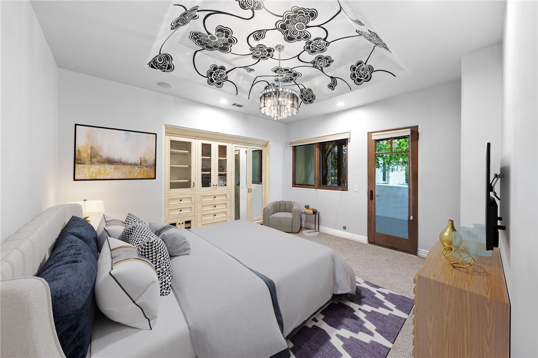 45195 Oak Manor Court