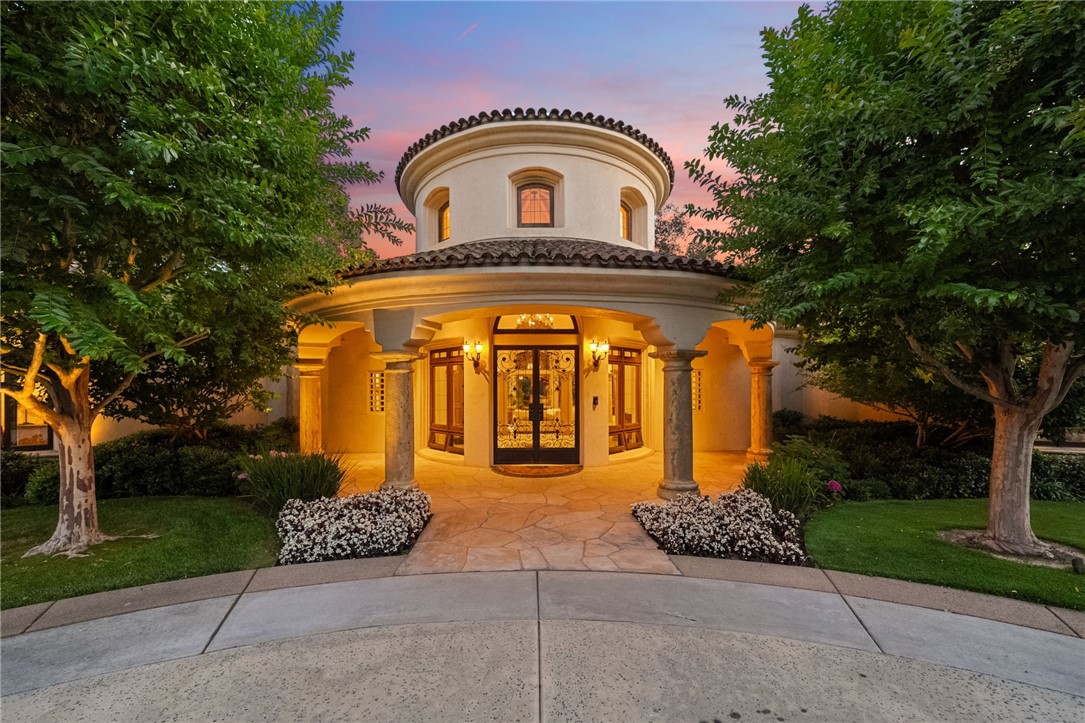 45195 Oak Manor Court