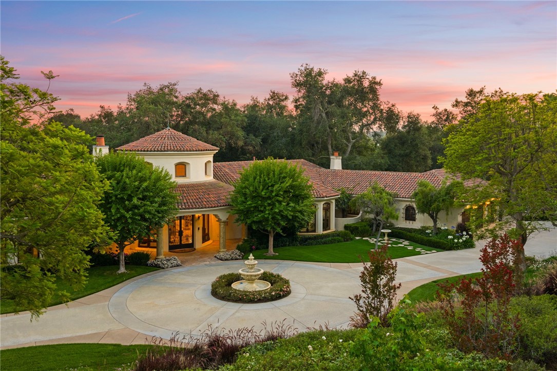 45195 Oak Manor Court