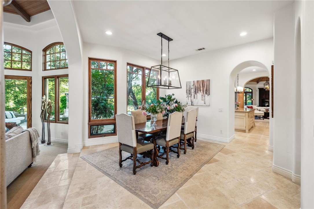 45195 Oak Manor Court