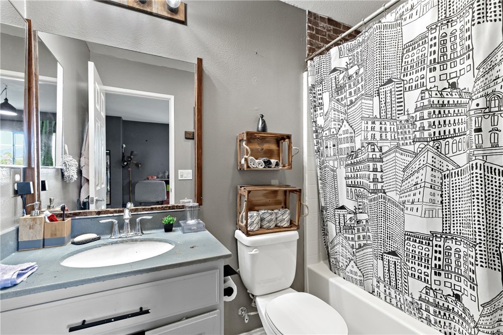 235 Hanoverian Drive