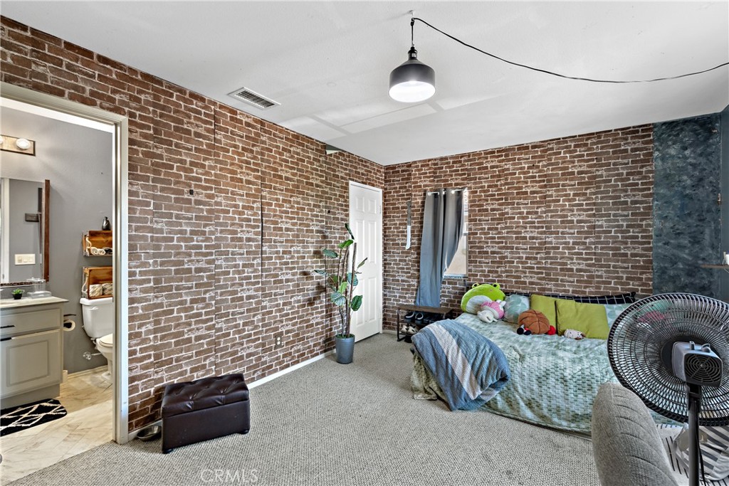 235 Hanoverian Drive