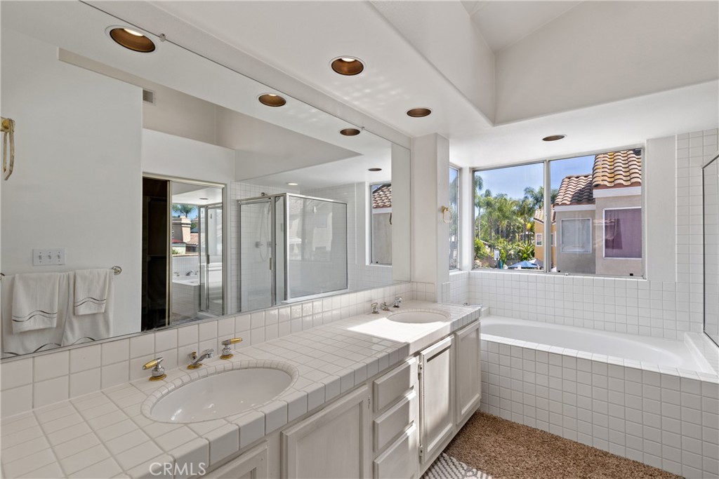 24604 Lincoln Avenue