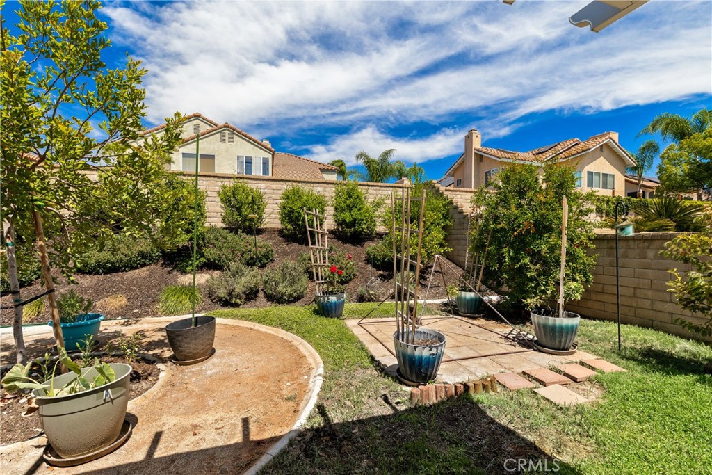 24604 Lincoln Avenue