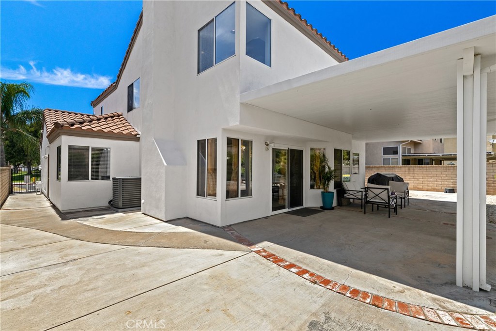 24604 Lincoln Avenue