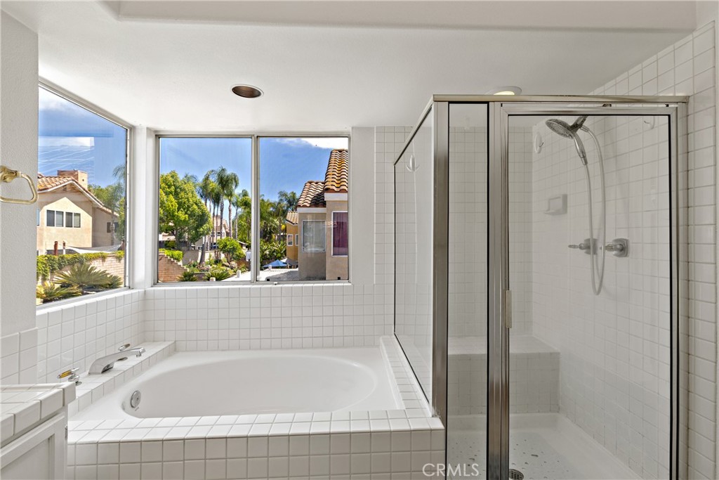 24604 Lincoln Avenue