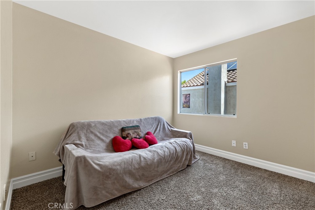 24604 Lincoln Avenue