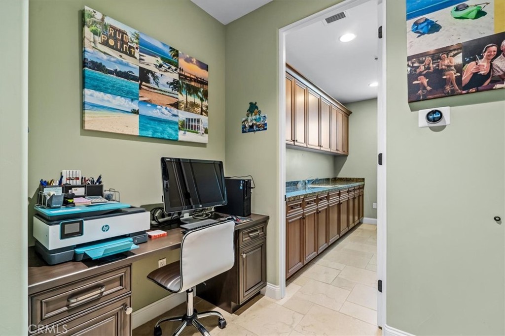 17 Emerald Court