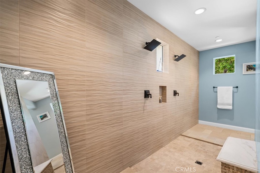 17 Emerald Court