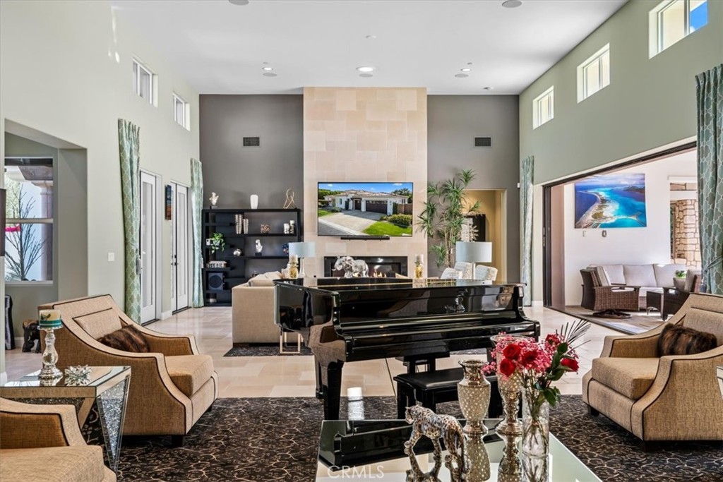 17 Emerald Court