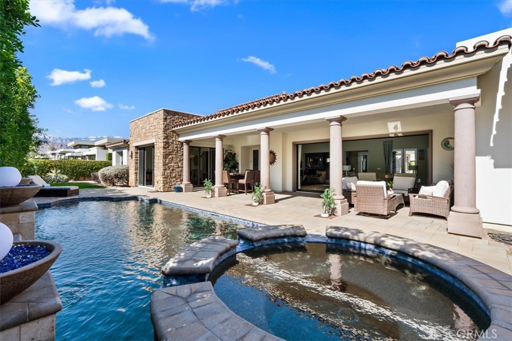 17 Emerald Court