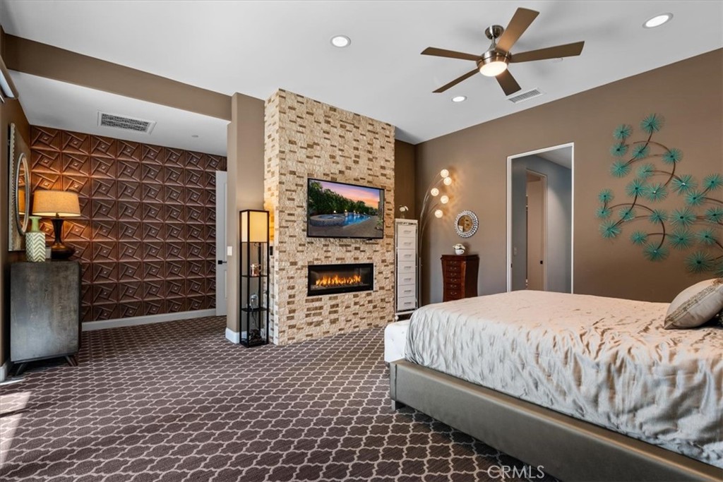 17 Emerald Court