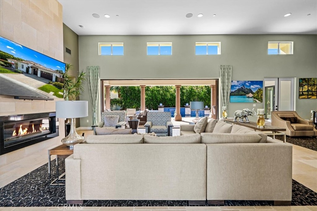 17 Emerald Court