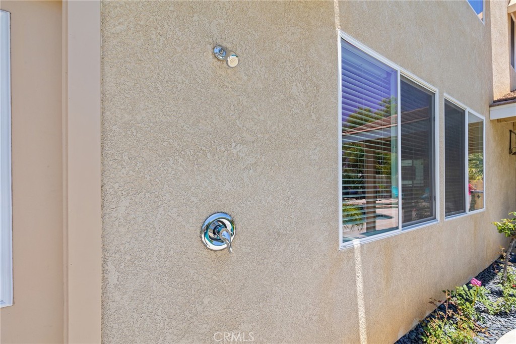 33668 Iris Lane