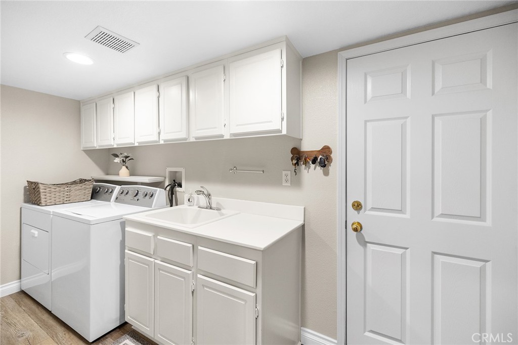 33668 Iris Lane