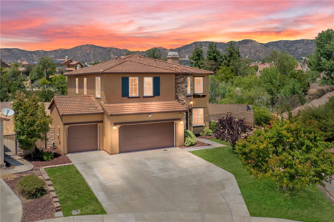 23812 Cook Court