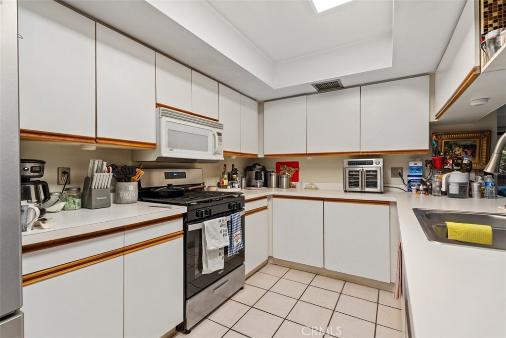 200 E Racquet Club Rd 69