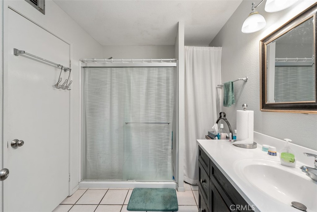 200 E Racquet Club Rd 69