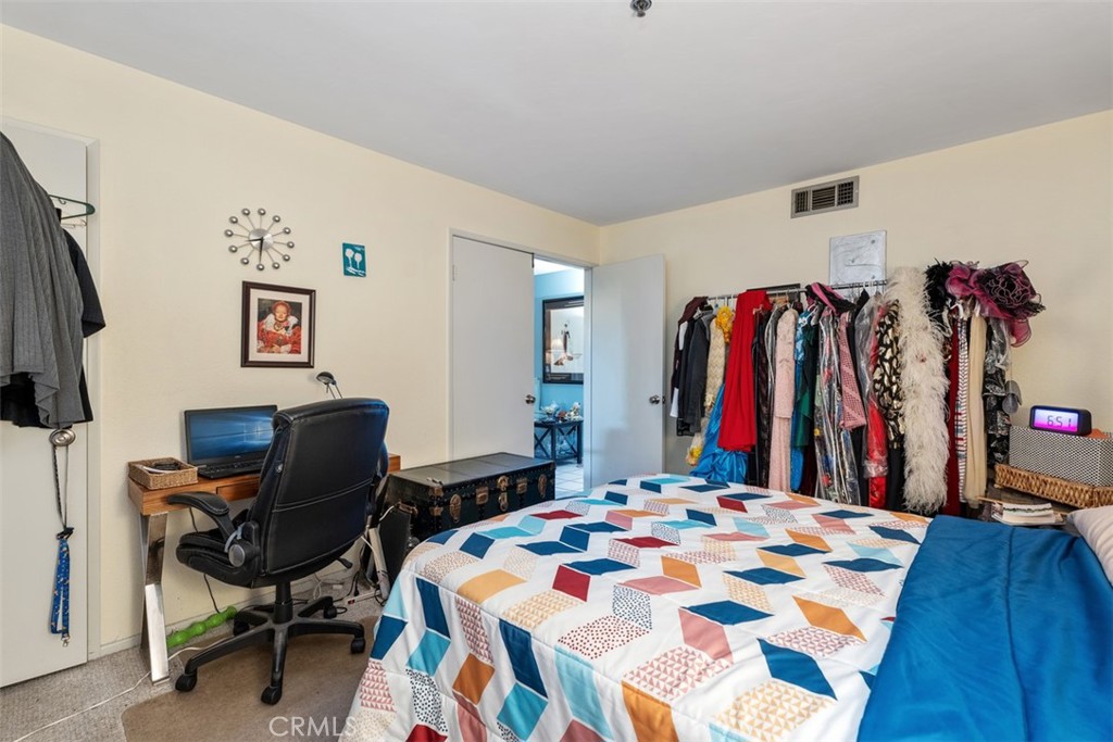 200 E Racquet Club Rd 69