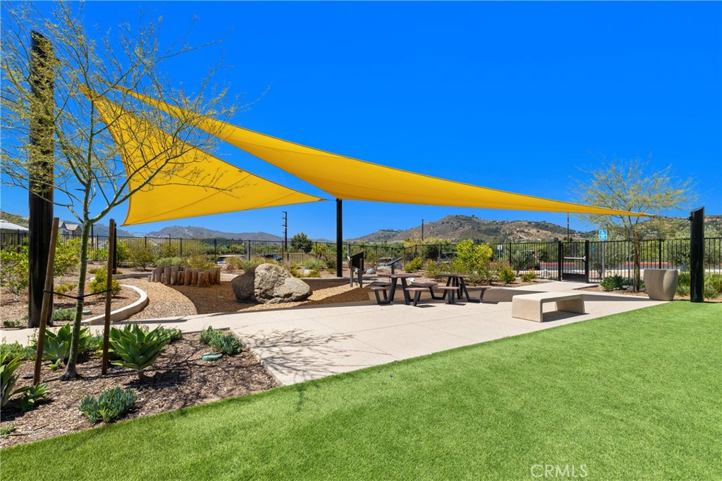 35115 Vine Place
