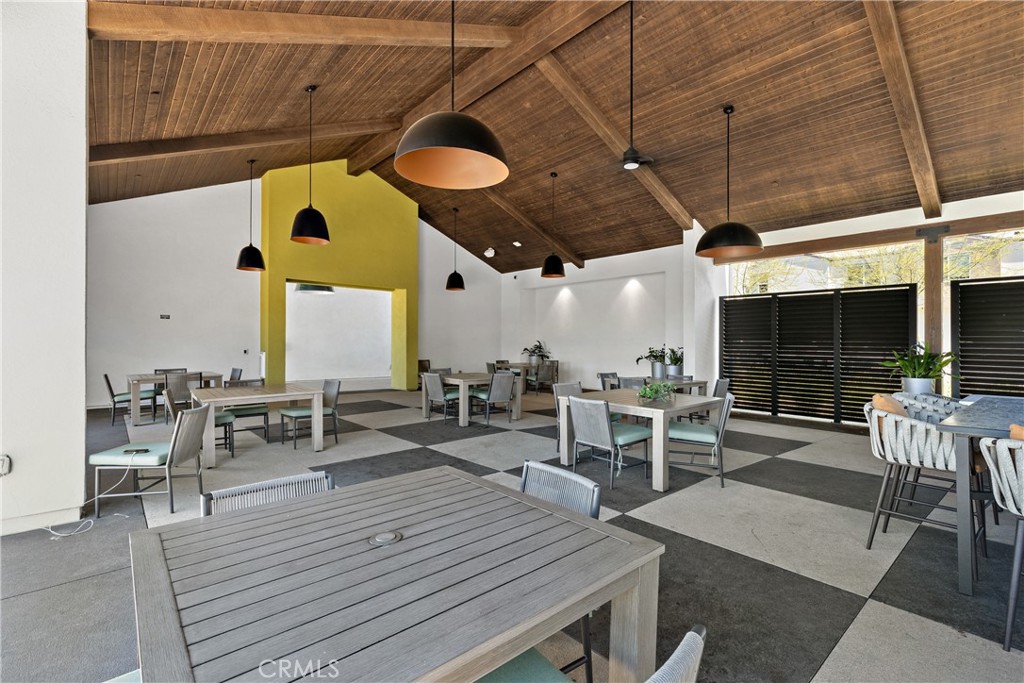 35115 Vine Place