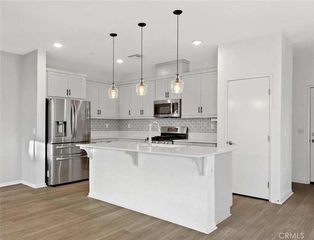 35115 Vine Place