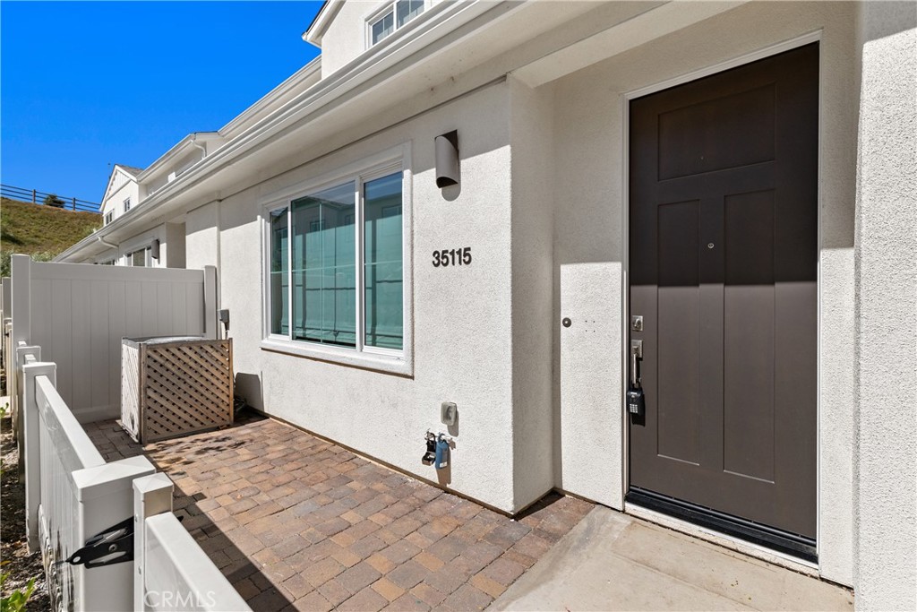 35115 Vine Place