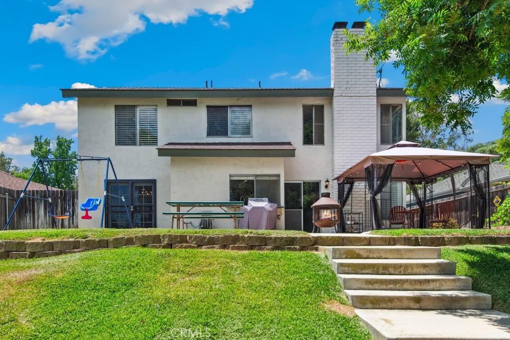 42724 Santa Suzanne Place