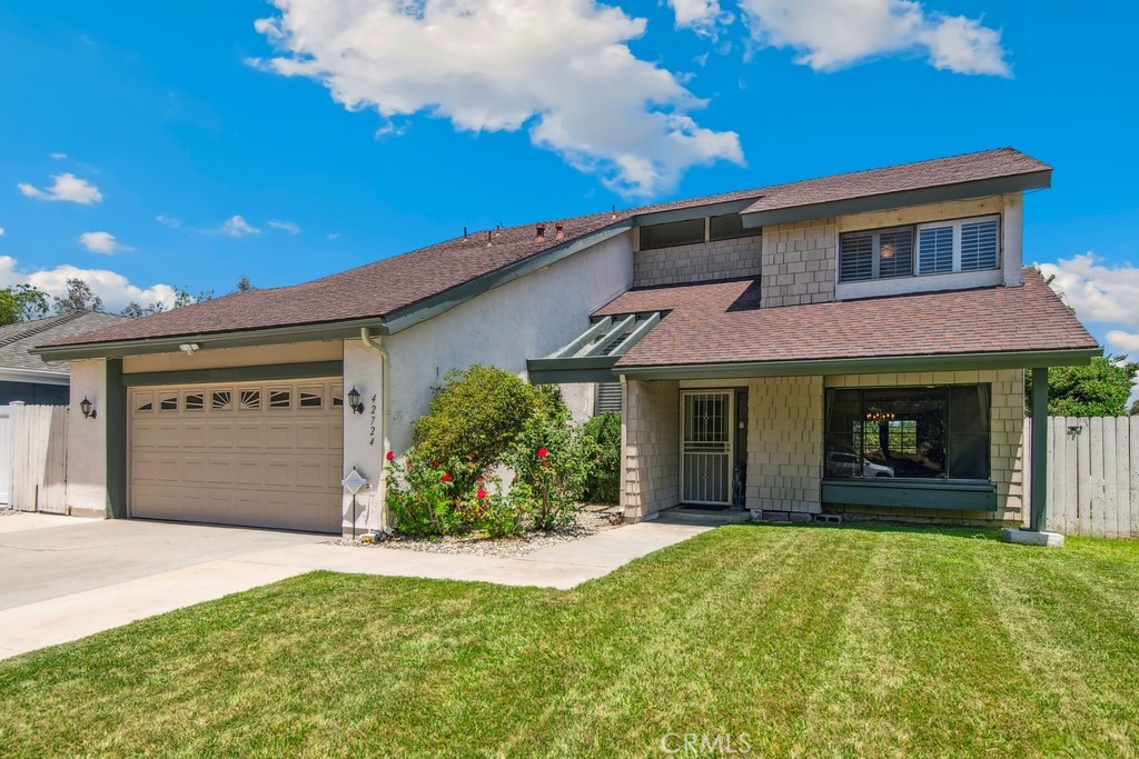 42724 Santa Suzanne Place