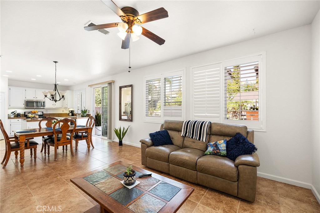 1427 Marble Canyon Way