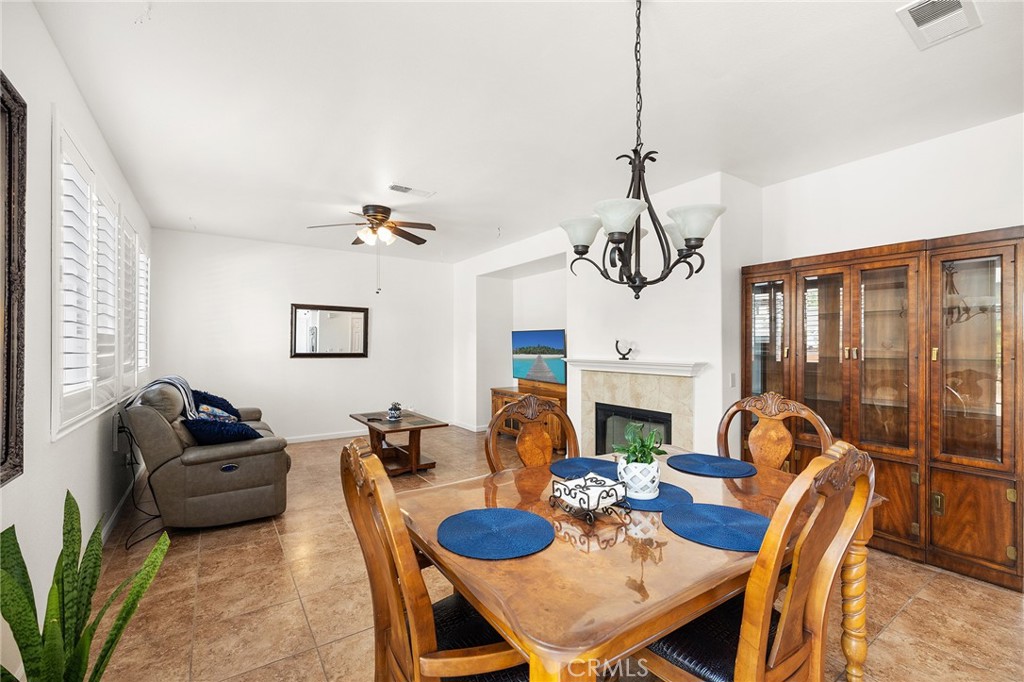 1427 Marble Canyon Way
