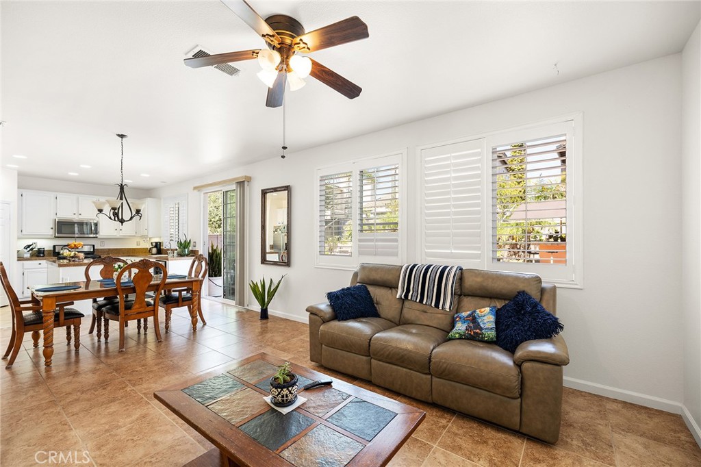 1427 Marble Canyon Way