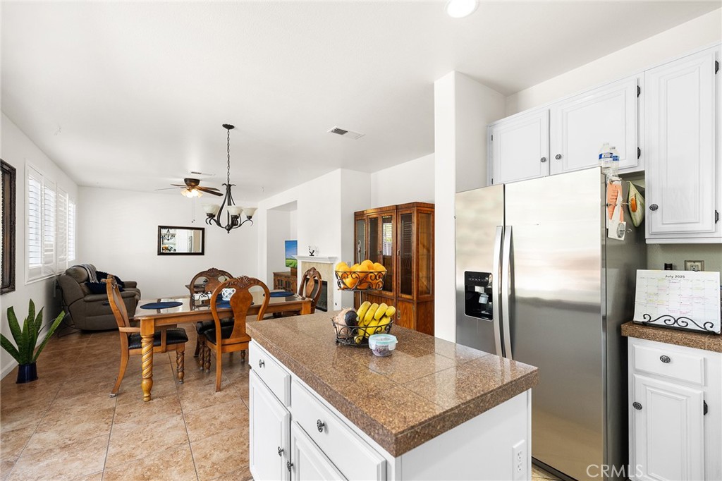 1427 Marble Canyon Way