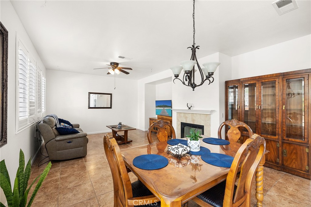 1427 Marble Canyon Way