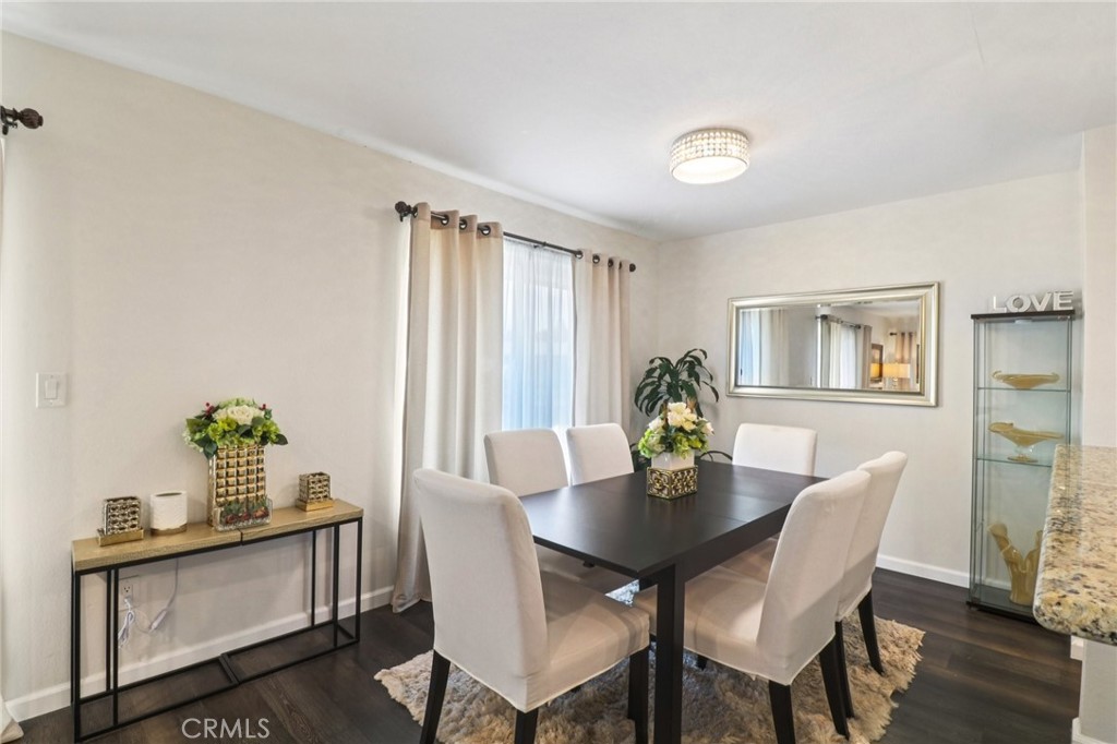 450 W Vermont Avenue 1104